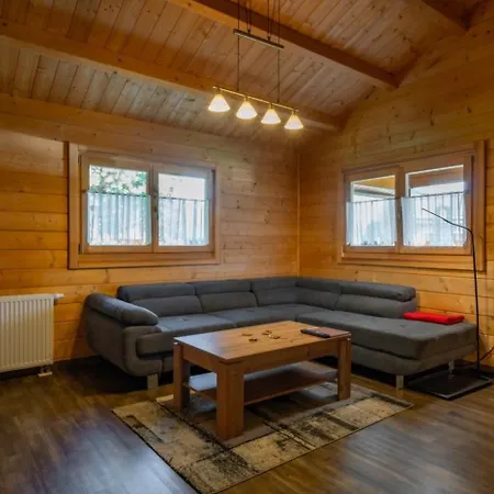 Дом отдыха Waldsiedlung - Haus 13 Grosskoschen